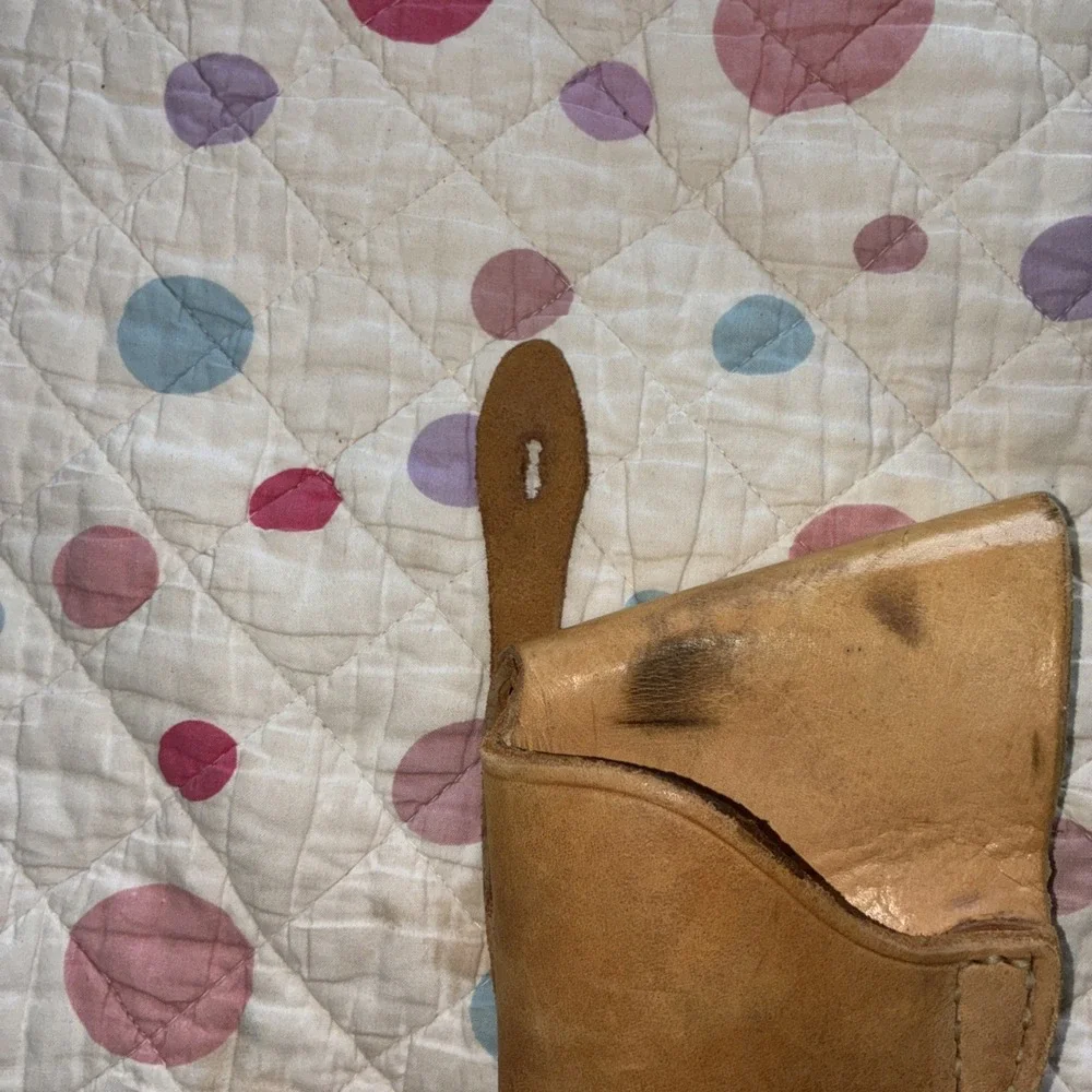 handmade leather holster left hand 12x5 Brown